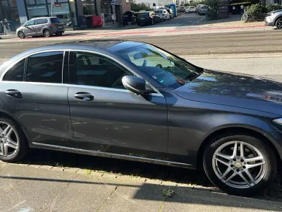 Gebraucht Mercedes C180 Avantgarde 156 PS (114 kW) 2014 Grau Limousine