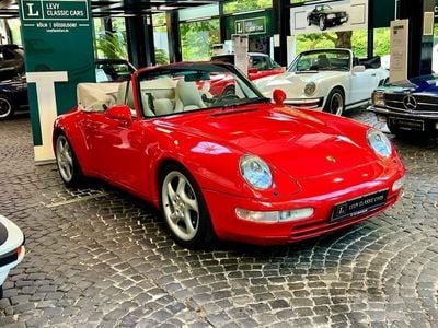 Porsche 911 Carrera Cabriolet
