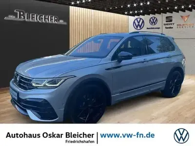Gebraucht VW Tiguan R 320 PS (235 kW) 2023 Silber SUV
