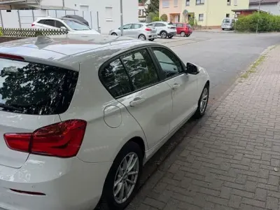 Gebraucht BMW 118 136 PS (100 kW) 2018 Weiß Limousine