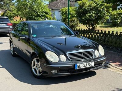 Mercedes E240