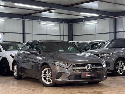 Usata Mercedes A180 116 CV (85 kW) 2019 Grigio Berlina