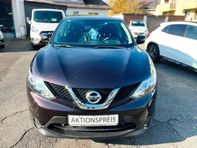 Gebraucht Nissan Qashqai 116 PS (85 kW) 2016 Violett SUV