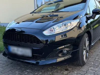 Używany Ford Fiesta ST-Line 125 KM (91 kW) 2016 Czarny Hatchback