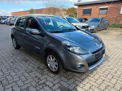 Gebraucht Renault Clio III 75 PS (55 kW) 2012 Grau Limousine