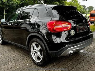 Gebraucht Mercedes GLA220 170 PS (125 kW) 2014 Schwarz SUV