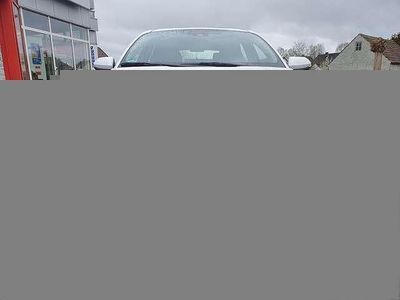 Gebraucht Toyota Yaris Comfort 72 PS (52 kW) 2023 Weiß Kleinwagen