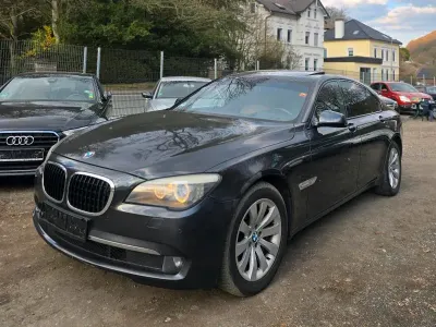 Gebraucht BMW 750 Sport Line 450 PS (330 kW) 2014 Andere farben Limousine