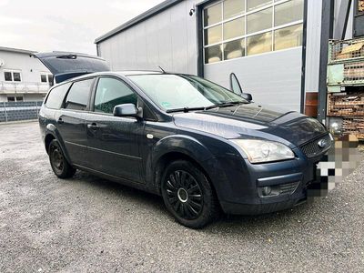 Gebraucht Ford Focus 125 PS (91 kW) 2007 Grau Kombi