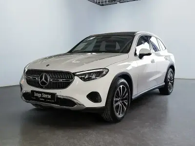 Używany Mercedes GLC220 Avantgarde 197 KM (144 kW) 2024 Biały SUV