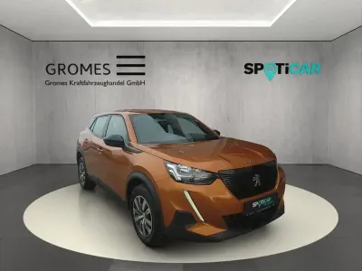 Gebraucht Peugeot 2008 Active 101 PS (74 kW) 2023 Orange SUV