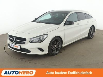 Weiß Gebraucht 2017 Mercedes CLA180 Shooting Brake Urban Kombi | 18.290 € (Fairer Preis)