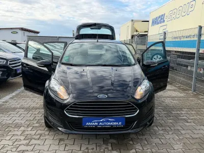 Używany Ford Fiesta SYNC Edition 80 KM (58 kW) 2014 Czarny Hatchback