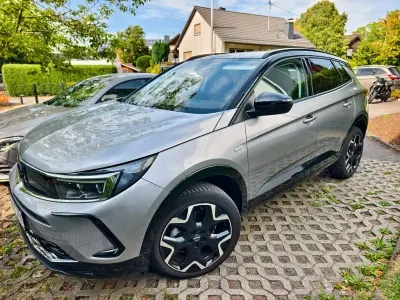 Gebraucht Opel Grandland X Ultimate 131 PS (96 kW) 2024 Grau SUV