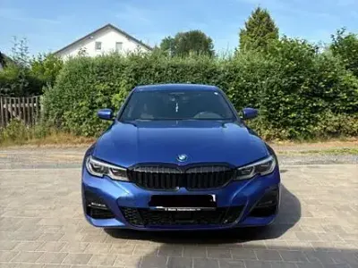 Gebraucht BMW 330 M Sport 258 PS (189 kW) 2020 Blau Limousine