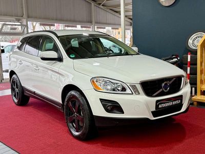 Gebraucht Volvo XC60 Momentum 163 PS (119 kW) 2010 Weiß SUV