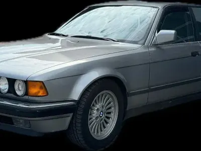 Gebraucht BMW 735 211 PS (155 kW) 1988 Silber Limousine