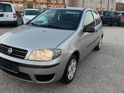 Gebraucht Fiat Punto 60 PS (44 kW) 2003 Silber Kleinwagen
