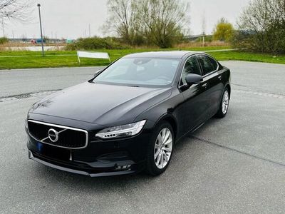 gebraucht Volvo S90 D4 Momentum 8-Gang - Business-Paket