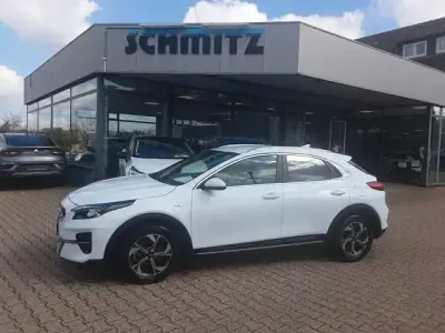 Używany Kia XCeed Edition 7 120 KM (88 kW) 2020 Biały SUV