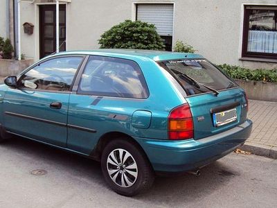 Mazda 323