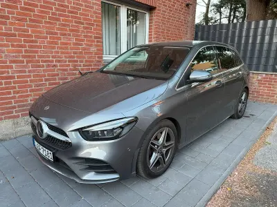 Gebraucht Mercedes B220 AMG 195 PS (143 kW) 2020 Grau Kleinwagen