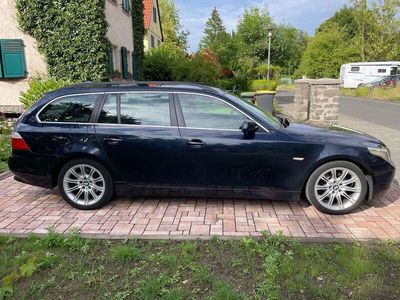 BMW 525