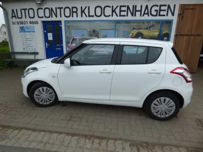 Gebraucht Suzuki Swift Comfort 94 PS (69 kW) 2016 Weiß Kleinwagen