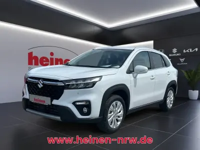 Gebraucht Suzuki SX4 S-Cross Comfort 129 PS (94 kW) 2025 Weiß SUV