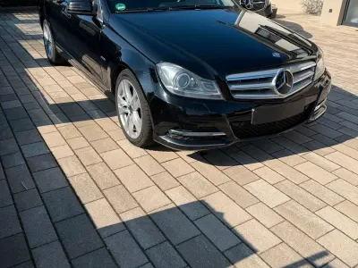 Gebraucht Mercedes C250 Avantgarde 204 PS (150 kW) 2011 Schwarz Kombi