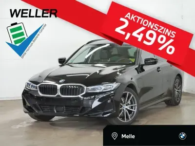 Gebraucht BMW 330e Shadowline 292 PS (214 kW) 2025 Schwarz Kombi