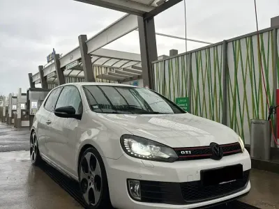 Gebraucht VW Golf VI GTI 210 PS (154 kW) 2012 Weiß Kleinwagen