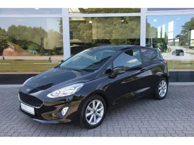 Gebraucht Ford Fiesta Cool & Connect 101 PS (74 kW) 2018 Schwarz Kleinwagen