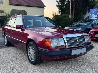 Gebraucht Mercedes E230 132 PS (97 kW) 1991 Rot Kombi