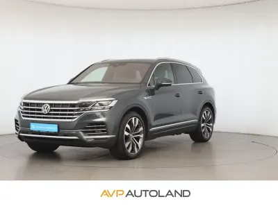 Używany VW Touareg Atmosphere 231 KM (169 kW) 2020 Zielony SUV