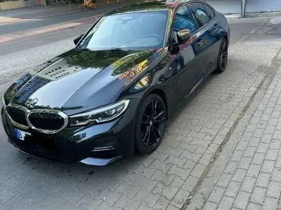 Gebraucht BMW 330 M Sport 258 PS (189 kW) 2019 Schwarz Limousine