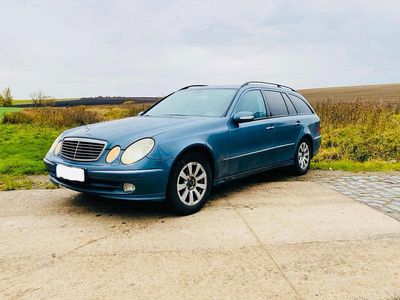 Mercedes E270