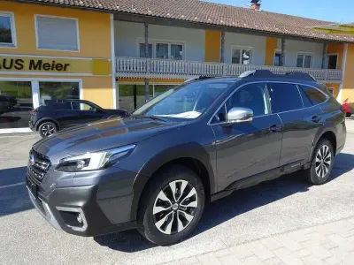 Neu Subaru Outback Platinum 169 PS (124 kW) 2025 Grau Limousine
