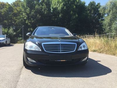 Gebraucht Mercedes S320 235 PS (172 kW) 2008 Schwarz metallic Limousine