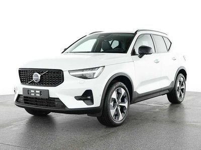 Gebraucht Volvo XC40 Plus 163 PS (119 kW) 2025 Crystal white pearl SUV