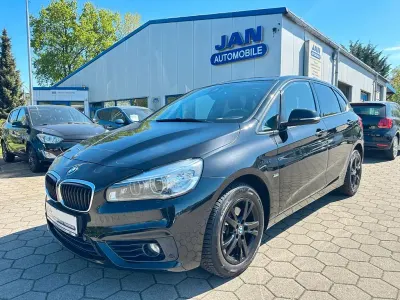 Używany BMW 218 Sport Line 150 KM (110 kW) 2017 Czarny Kombi