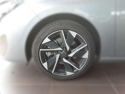 Silber metallic Gebraucht 2024 Peugeot 308 Allure Kombi | 23.280 € (Superpreis)