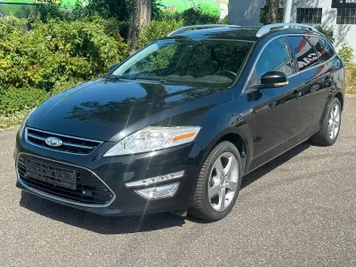 Gebraucht Ford Mondeo 140 PS (102 kW) 2010 Schwarz Kombi