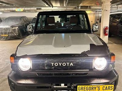 Nuova Toyota Land Cruiser 228 CV (167 kW) 2026 Grigio SUV