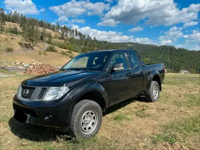 Gebraucht Nissan Navara 146 PS (107 kW) 2013 Schwarz Pickup