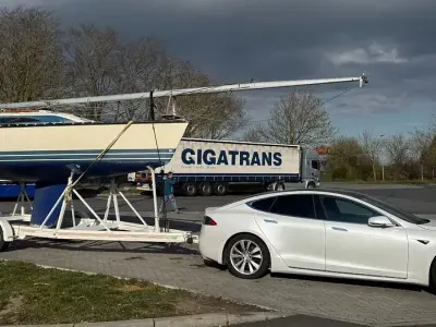 Gebraucht Tesla Model S 444 kW (604 PS) 2019 Weiß Kleinwagen