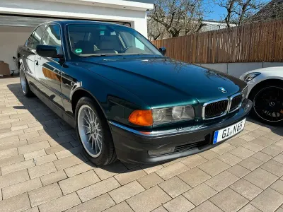 Gebraucht BMW 740 Basis 286 PS (210 kW) 1997 Grün Limousine