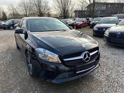 Gebraucht Mercedes A200 136 PS (100 kW) 2016 Schwarz Limousine