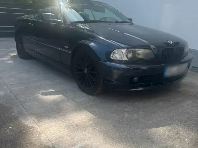 Gebraucht BMW 325 Cabriolet 192 PS (141 kW) 2002 Blau Cabrio
