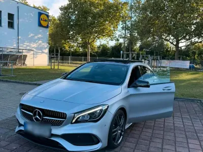 Gebraucht Mercedes CLA220 Shooting Brake 177 PS (130 kW) 2017 Grau Kombi